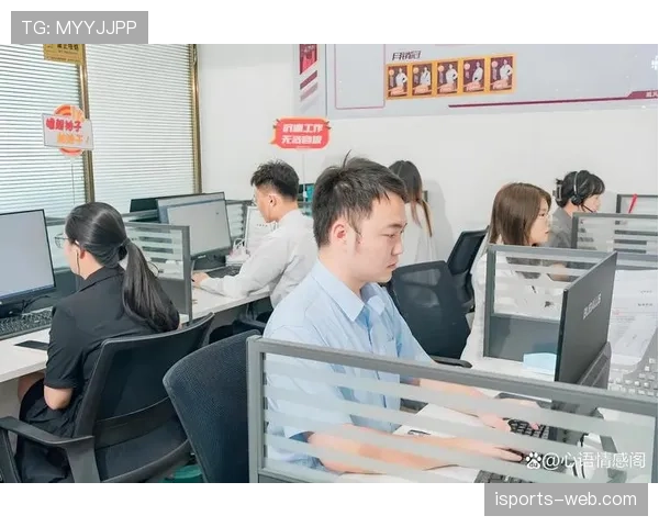 吴柳芳退役后开销这么大？刷到她直播间那刻我愣住了……